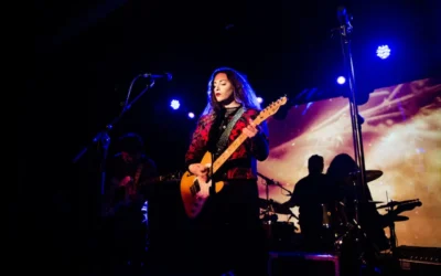 Les avantages pour les artistes de publier sur Midjourney via Discord en termes de visibilit&eacute; et de visibilit&eacute; de leur travail.